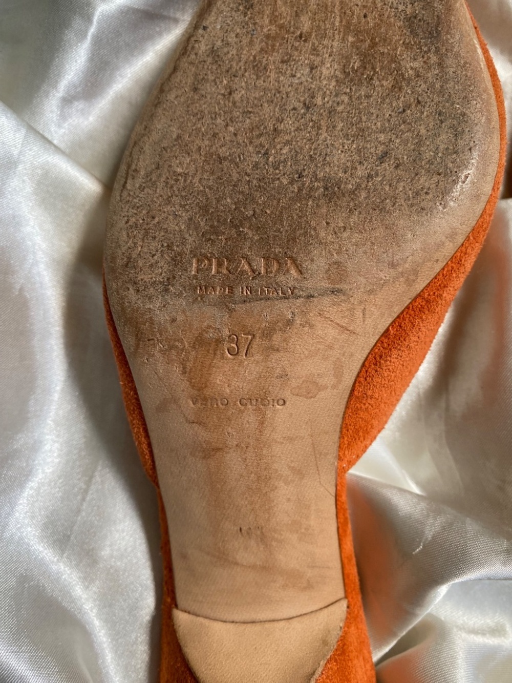 Vintage y2k Prada Orange Suede Chain Pointed Toe Kitten Heel Size 37 / 6.5/7 - Picture 7 of 9